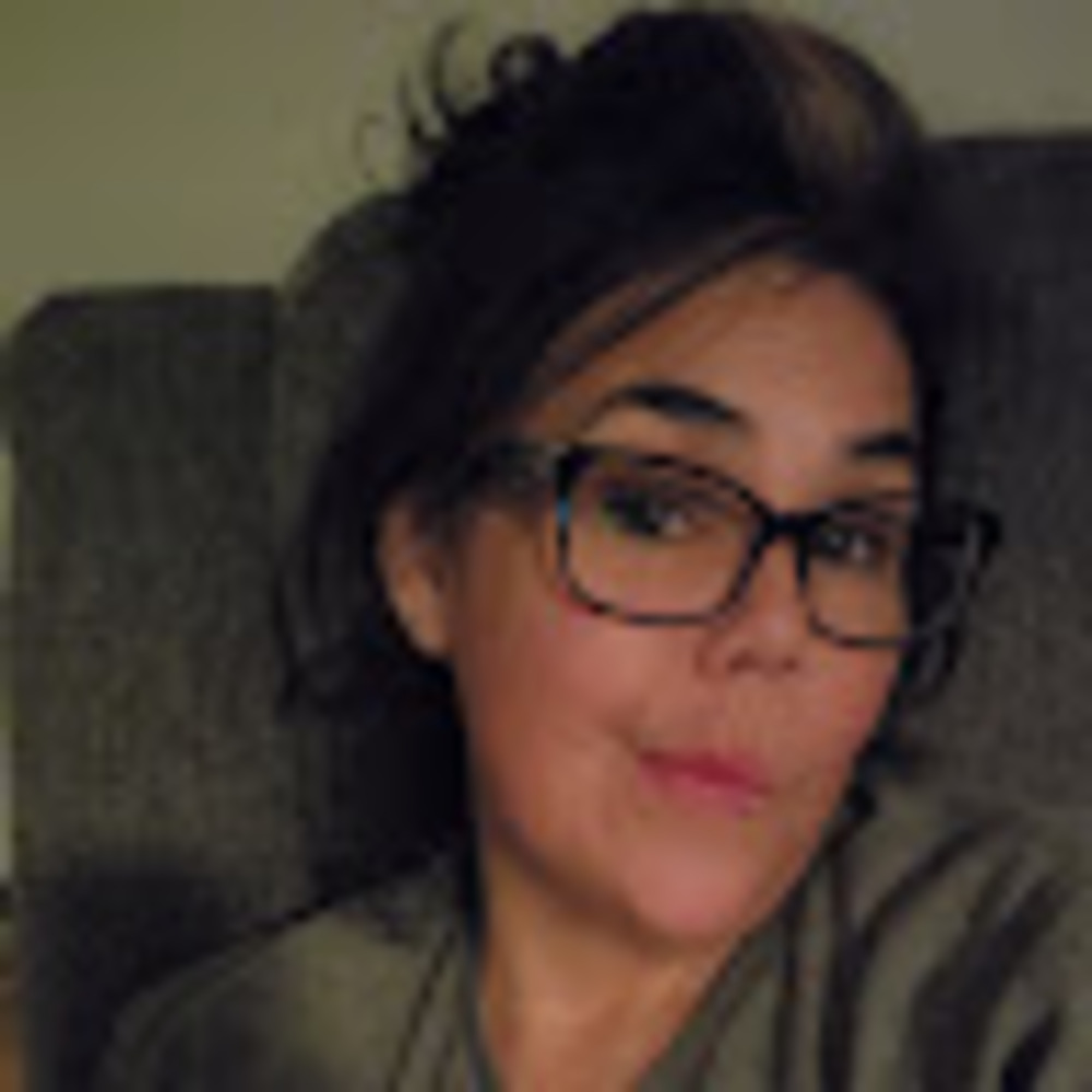 Meet your Posher, Julieann